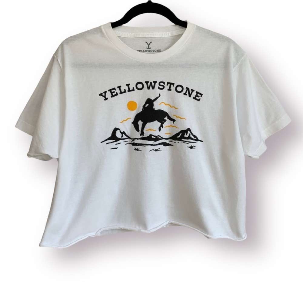 NWOT Yellowstone Women’s White Crop Tee with Cowboy Graphic | Large